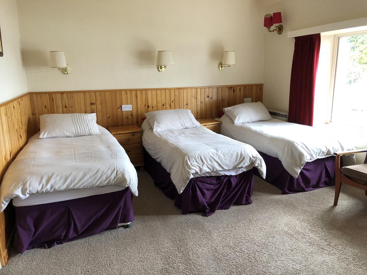 Port Askaig Hotel Отель Port Askaig